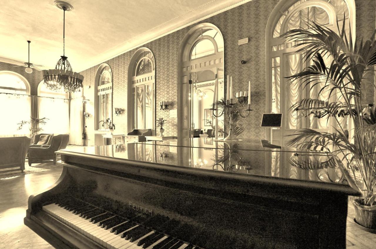 Grand Hotel Regina Salsomaggiore Salsomaggiore Terme Exterior foto